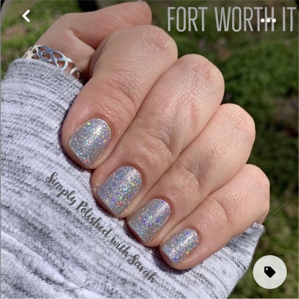 *Retired* Color Street: Fort Worth It | Silver Metallic Glitter Sparkle Party - Picture 8 of 11